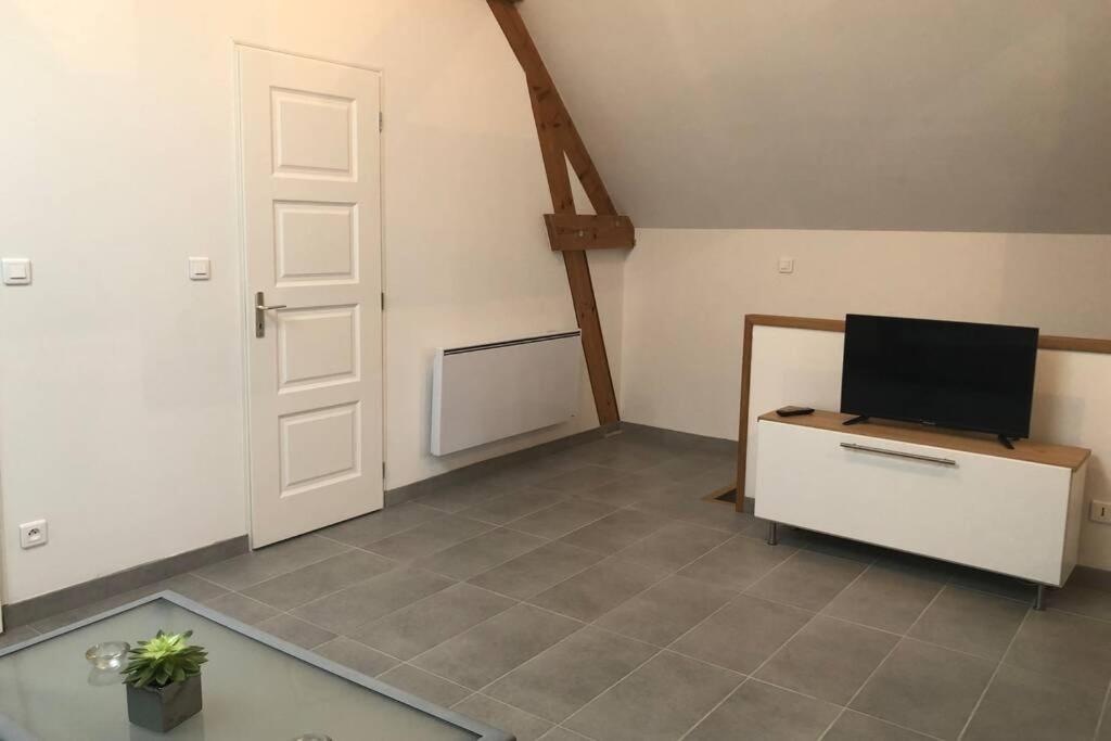 La Petite Loge Apartment Ay-Champagne Exterior photo